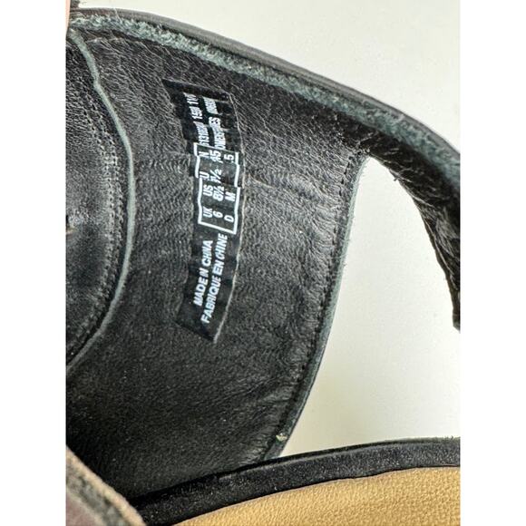 CLARKS Black Leather Stacked Heel Open Toe Strappy Sandal Heels Size 8.5 - Picture 6 of 7